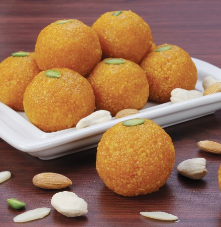 MotiChoor Ladoo – PullaReddy Sweets